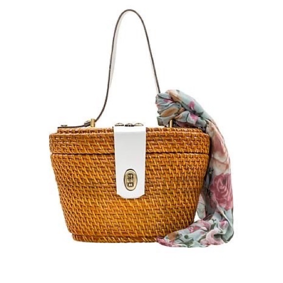 Patricia Nash Caselle Basket Purse with Tan & Crackled Rose Scarf - Picture 4 of 15